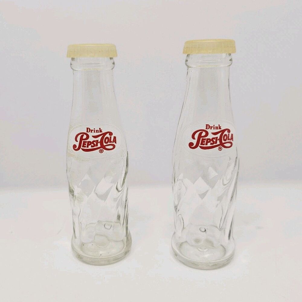 Vtg Glass Pepsi Cola Salt And‎ Pepper Shakers
